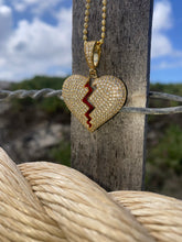 Load image into Gallery viewer, Heart Necklace