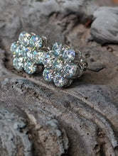 Load image into Gallery viewer, Flower Set Moissanite Earrings